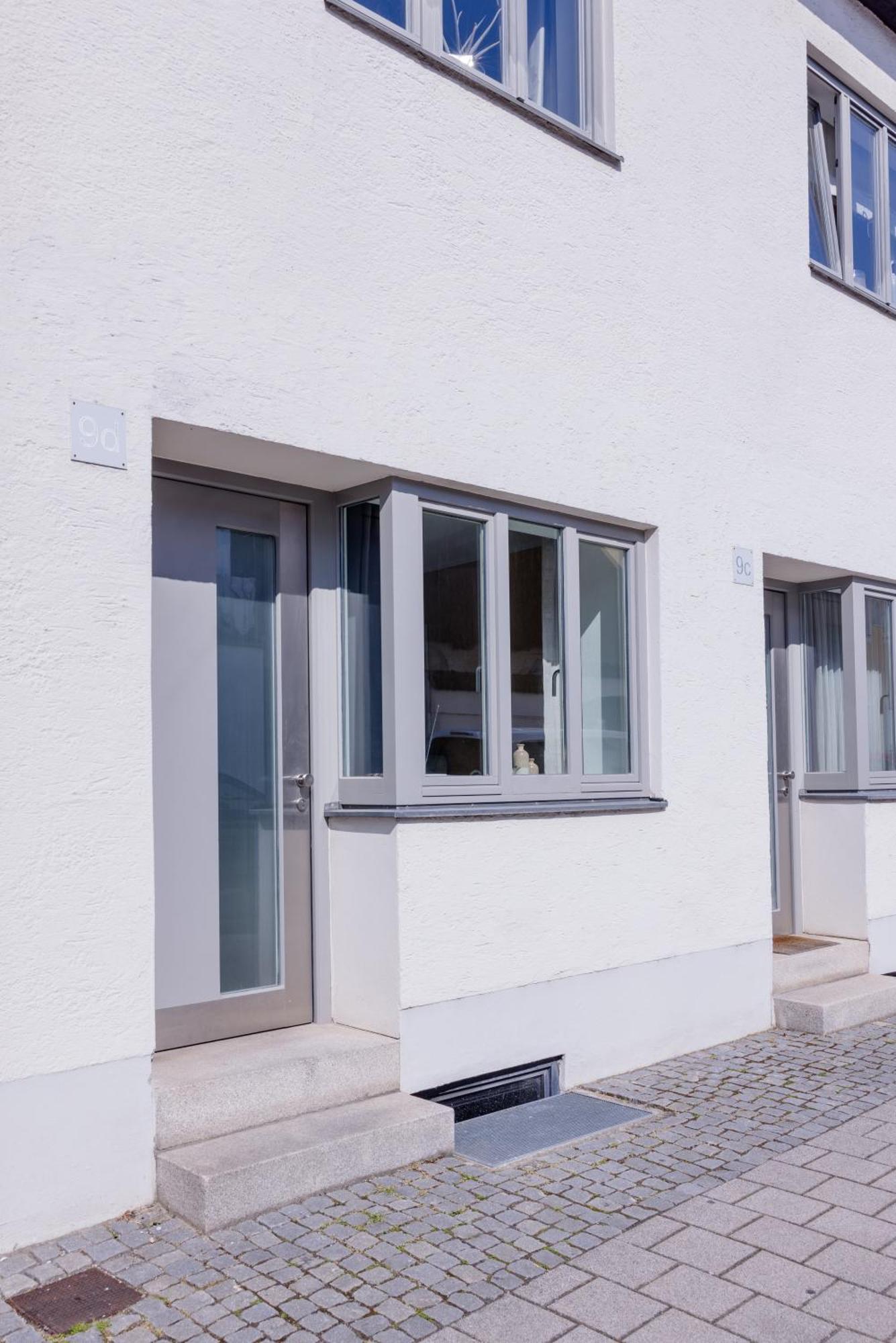 Lumen Homes - Altstadt-Studio Direkt Im Zentrum, Kueche, Netflix, Oeffentlicher Parkplatz Ums Eck Ingolstadt Ngoại thất bức ảnh